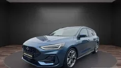 Blau Gebraucht 2024 Ford Focus ST-Line X Kombi | 24.899 € (Fairer Preis)