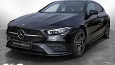 Schwarz Gebraucht 2022 Mercedes CLA220 AMG Limousine | 32.870 € (Fairer Preis)