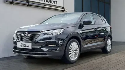Gebraucht Opel Grandland X Edition 131 PS (96 kW) 2018 Diamant schwarz metallic (metallic) SUV