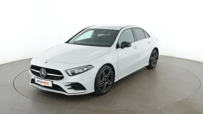 Gebraucht Mercedes A200 AMG line 163 PS (119 kW) 2021 Weiß Limousine