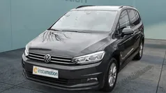 Grau Gebraucht 2022 VW Touran Comfortline Van / Kleinbus | 25.940 € (Fairer Preis)