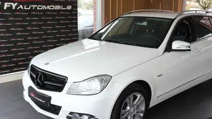 Używany Mercedes C200 136 KM (100 kW) 2011 Biały Kombi