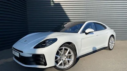 Weiß Gebraucht 2025 Porsche Panamera 4 Limousine | 105.750 € (Superpreis)