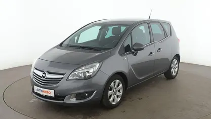 Grau Gebraucht 2015 Opel Meriva Innovation Van / Kleinbus | 8.630 € (Fairer Preis)