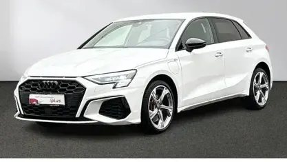 Gebraucht Audi A3 Sportback e-tron S-Line 245 PS (180 kW) 2022 Ibisweiß Kleinwagen