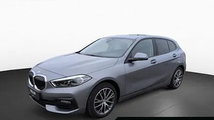 Skyscraper grau (grau) Gebraucht 2023 BMW 118 Advantage Kleinwagen | 24.450 € (Fairer Preis)