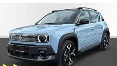 Gebraucht 2025 Renault 4 E-Tech Komfort SUV | 34.590 € (Fairer Preis)