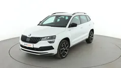 Weiß Gebraucht 2020 Skoda Karoq SportLine SUV | 25.890 € (Fairer Preis)
