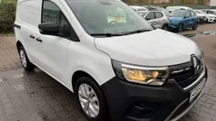 Weiß Gebraucht 2023 Renault Kangoo Van / Kleinbus | 18.777 € (Guter Preis)
