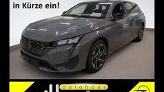 Selenium grau met. Gebraucht 2024 Peugeot 308 Allure Kombi | 19.850 € (Superpreis)
