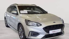 Polarsilber metallic Gebraucht 2021 Ford Focus ST-Line Kombi | 14.490 € (Fairer Preis)