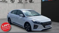 Weiß Gebraucht 2017 Hyundai Ioniq Style Limousine | 14.950 € (Etwas zu teuer)