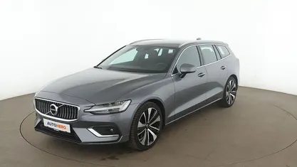 Gebraucht Volvo V60 Inscription 250 PS (183 kW) 2020 Grau Kombi