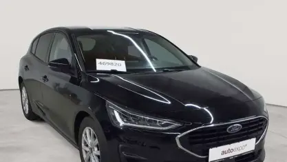 Gebraucht Ford Focus Cool & Connect 120 PS (88 kW) 2023 Agate black metallic Limousine