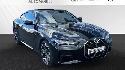 Gebraucht BMW 430 M Sport 245 PS (180 kW) 2025 Black sapphire metallic Coupé