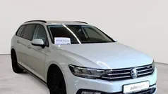 Gletscherweiß metallic Gebraucht 2022 VW Passat Kombi | 16.990 € (Guter Preis)