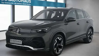 Gebraucht VW Tiguan R-line 150 PS (110 kW) 2025 Grün SUV