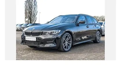 Gebraucht BMW 320 Sport Line 190 PS (139 kW) 2022 Schwarz Kombi