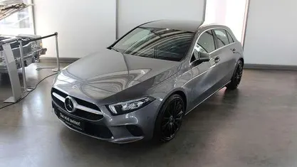 Grau , mountaingrau metallic Gebraucht 2019 Mercedes A220 Progressive Limousine | 26.290 € (Fairer Preis)