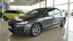 Magnetic grau Neu 2025 Ford Focus ST-Line X Limousine | 25.920 € (Superpreis)