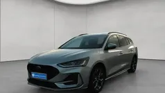 Moondust silber metallic Gebraucht 2023 Ford Focus ST-Line X Kombi | 24.450 € (Fairer Preis)