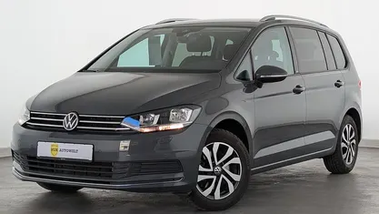 Usata VW Touran Active 150 CV (110 kW) 2022 Grigio Monovolume