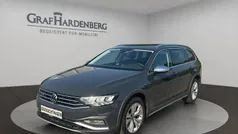 Grau Gebraucht 2021 VW Passat Alltrack Kombi | 31.900 € (Fairer Preis)