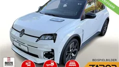 Weiß (perlmuttweiß metallic + black p) Neu 2025 Renault R5 Komfort Kleinwagen | 31.680 € (Fairer Preis)