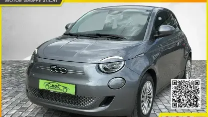 Gebraucht Fiat 500e Action 69 kW (95 PS) 2022 Mineralgrau (met.lack.) Limousine