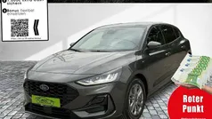 Magnetic metallic Gebraucht 2024 Ford Focus ST-Line Limousine | 22.850 € (Fairer Preis)