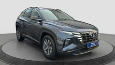 Grau Gebraucht 2021 Hyundai Tucson Trend SUV | 27.900 € (Fairer Preis)