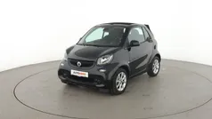 Schwarz Gebraucht 2016 Smart ForTwo Cabrio Basis Cabrio | 13.210 € (Fairer Preis)