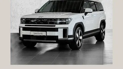 Weiß Gebraucht 2025 Hyundai Santa Fe Signature SUV | 53.590 € (Fairer Preis)