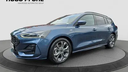 Gebraucht Ford Focus ST-Line 155 PS (114 kW) 2023 Blau Kombi