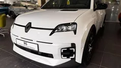 Gebraucht 2025 Renault 5 E-Tech Urban Limousine | 31.190 € (Fairer Preis)