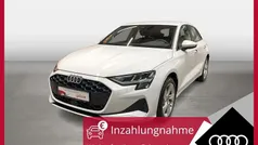 Weiß Gebraucht 2025 Audi A3 Sportback Advanced Limousine | 33.305 € (Fairer Preis)