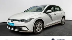 Gebraucht 2022 VW Golf VIII Life Limousine | 21.190 € (Fairer Preis)