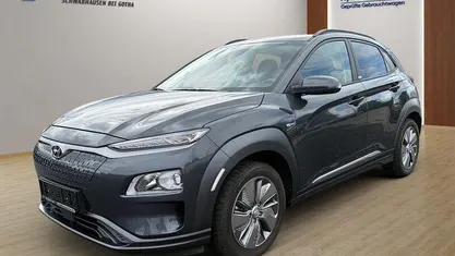 Gebraucht Hyundai Kona Advantage 100 kW (136 PS) 2021 Dark knight SUV