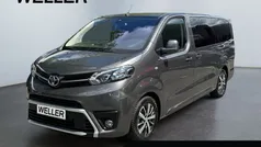 Grau Gebraucht 2024 Toyota Proace Verso Comfort Kombi | 36.980 € (Guter Preis)