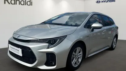 Gebraucht 2021 Toyota Corolla Limousine | 20.990 € (Guter Preis)