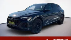 Plasmablau metallic Gebraucht 2023 Audi Q8 e-tron S-Line SUV | 46.480 € (Guter Preis)