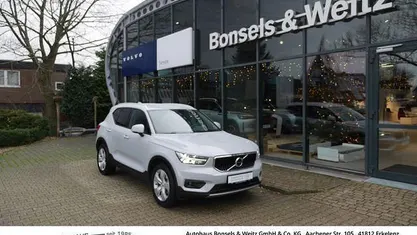 Second-hand Volvo XC40 Momentum 163 CP (119 kW) 2020 SUV