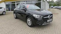 Mercedes GLA180
