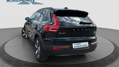 Gebraucht Volvo XC40 Core 169 kW (231 PS) 2023 Schwarz SUV