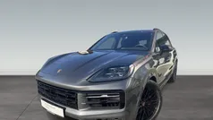 Grau Gebraucht 2024 Porsche Cayenne S SUV | 112.900 € (Guter Preis)