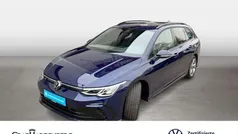 Blau Gebraucht 2023 VW Golf VIII R-line Kombi | 31.444 € (Superpreis)