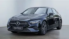 Schwarz Gebraucht 2024 Mercedes A200 Progressive Limousine | 28.988 € (Fairer Preis)
