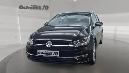 Gebraucht VW Golf VII Highline 150 PS (110 kW) 2019 Schwarz Limousine