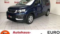 Perla nera schwarz metallic (metallic) Gebraucht 2019 Peugeot Rifter Van / Kleinbus | 18.995 € (Teuer)