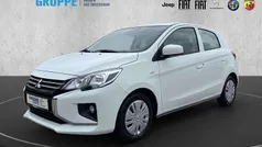 Weißschwarz Gebraucht 2025 Mitsubishi Space Star Basis Kleinwagen | 11.690 € (Guter Preis)